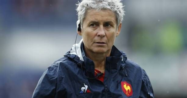 No pressure for France to go pro