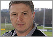 Parker steps down from Scotland role